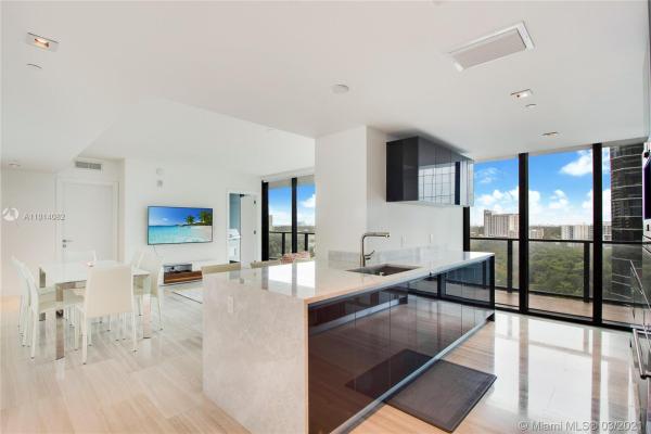 Echo Brickell, 1451 Brickell Ave #1405, Miami, Florida 33131, image 2