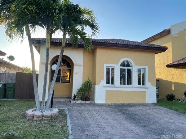 Meghans Place, 2502 NE 41st Ave, Homestead, Florida 33033, image 2