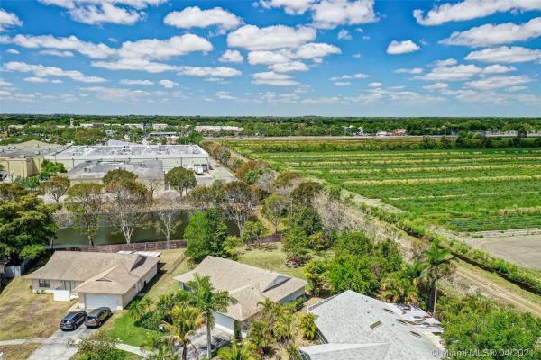 West Boca Estates, 20525 Carousel Cir W, Boca Raton, Florida 33434, image 2