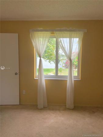 Coral Park Estates, 1011 SW 99th Pl, University Park, Florida 33174, image 2