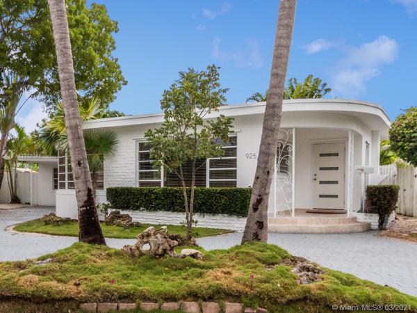 Normandy Golf Course, 925 Fairway Dr, Miami Beach, Florida 33141, image 2