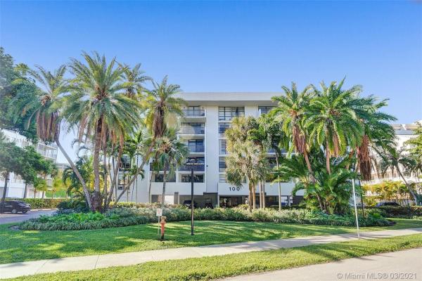Key Biscayne One Hundred, 100 Ocean Lane Dr #401, Key Biscayne, Florida 33149, image 2