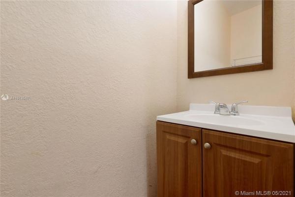 635 Bird Rd, Coral Gables, Florida 33146, image 2