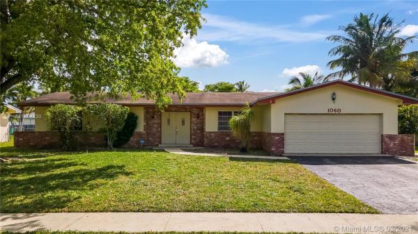 Mirror Lake Estates, 1060 NW 75th Ter, Plantation, Florida 33313, image 2