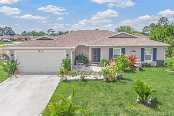 4276 SW Earnest St, Florida 34953, image 2