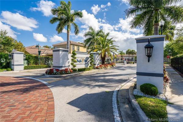 Portofino Palms, 1016 NE 39th Ave, Homestead, Florida 33033, image 2