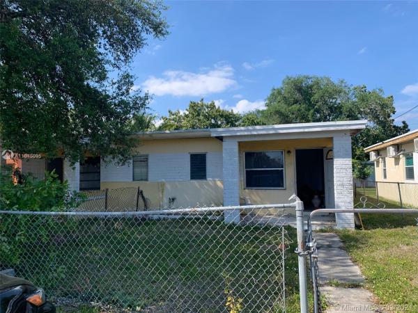 Pinewood Park, 775 NW 96th St, Pinewood, Florida 33150, image 2