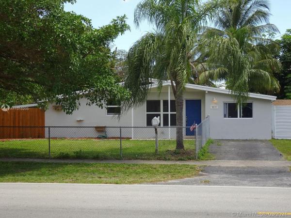Heftler Homes Sunset Park, 8215 SW 99th, Kendall, Florida 33173, image 2