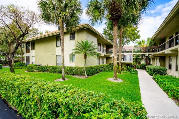 Banyan Courts, 159 NW 70th St #503, Boca Raton, Florida 33487, image 1