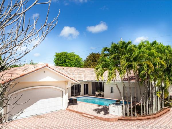 Suniland Manor, 13120 SW 82nd Ave, Pinecrest, Florida 33156, image 2