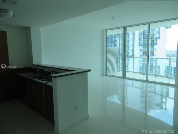 Met 1, 300 S Biscayne Blvd #T-3507, Miami, Florida 33131, image 2