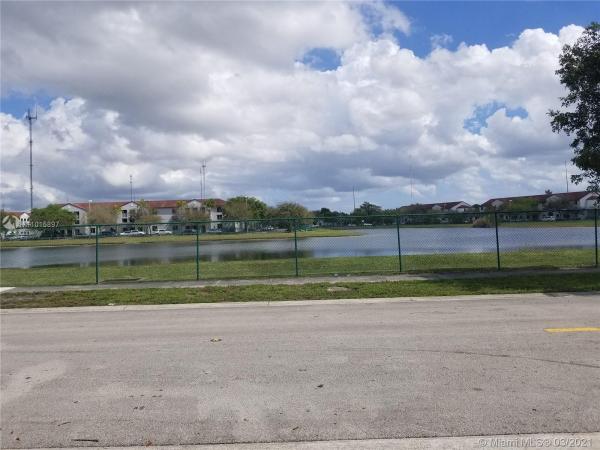 Lake Lucerne, 20520 NW 17th Ave, Miami Gardens, Florida 33056, image 2
