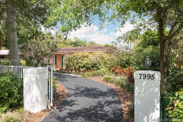 Suniland Estates, 7995 SW 124th St, Pinecrest, Florida 33156, image 2