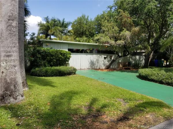 Washington Place, 945 NE 72 St #, Miami, Florida 33138, image 2