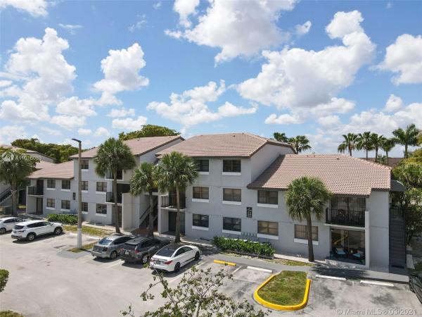Villa Bellini, 7230 NW 179th St #208, Hialeah, Florida 33015, image 2
