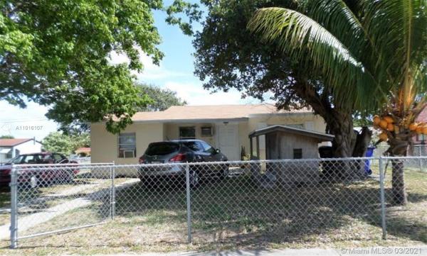 Sunshine Manor, 2557 Fletcher St, Hollywood, Florida 33020, image 2