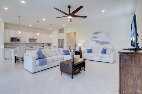 Boca Flores, 9127 Passiflora Way #201, Boca Raton, Florida 33428, image 1