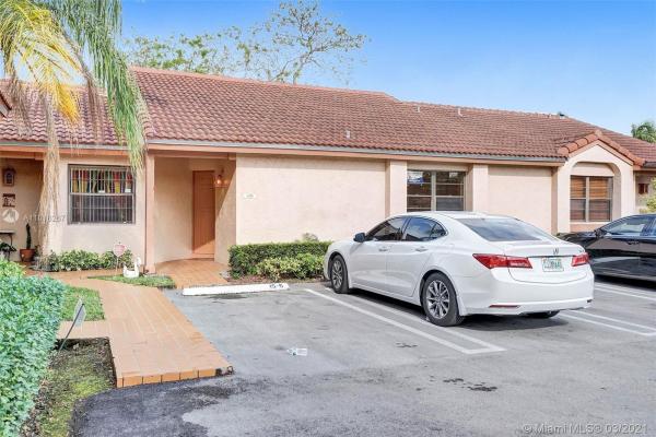 Villa Homes At The Moors, 6276 NW 170th Ter, Country Club, Florida 33015, image 2