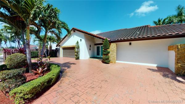 Glen Cove, 11451 SW 104th St, Kendall, Florida 33176, image 2