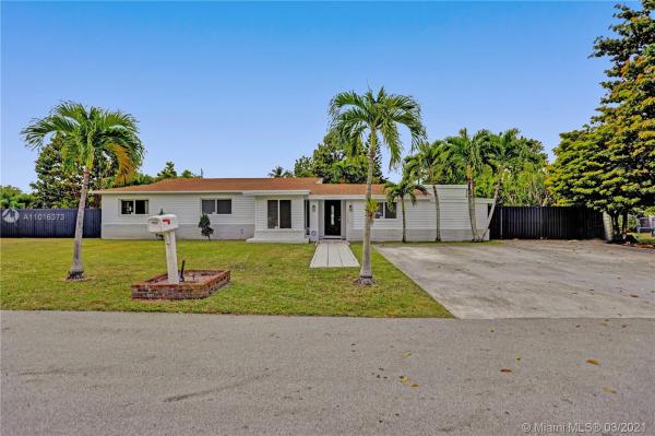 Kendall Estates, 10960 SW 115th St, Kendall, Florida 33176, image 2