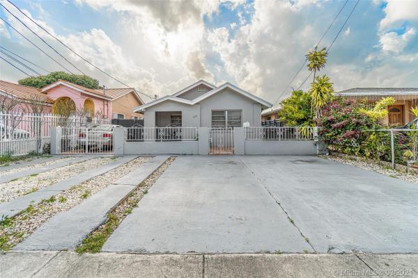 West Flagler Park, 420 NW 57th Ct, Miami, Florida 33126, image 2