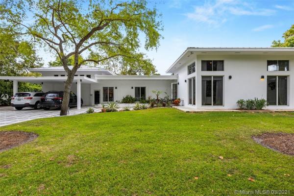 Nob Hill Estates, 6880 SW 98th St, Pinecrest, Florida 33156, image 2