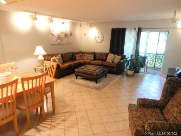 Hollybrook Golf & Tennis Club, 281 S Hollybrook Dr #103, Pembroke Pines, Florida 33025, image 1