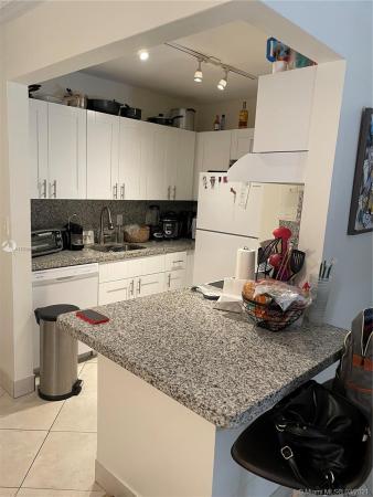 Heather Walk, 13712 SW 90th Pl #6, Kendall, Florida 33176, image 2
