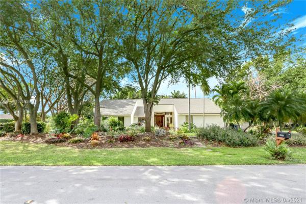 Mary Ann Estates, 10440 SW 139th St, Kendall, Florida 33176, image 2