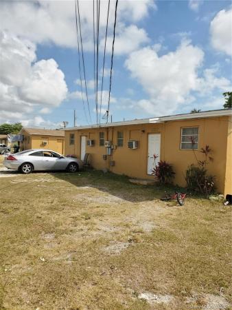 Diane Park, 10290 SW 177th St, West Perrine, Florida 33157, image 2