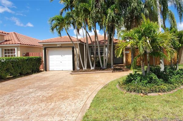 Deerwood Estates, 12965 SW 150th Ter, Three Lakes, Florida 33186, image 2
