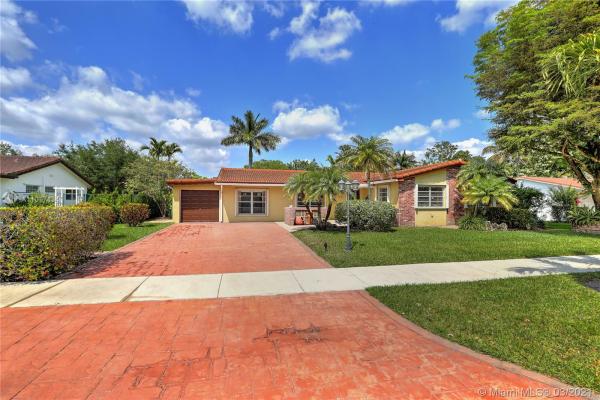 Kendale South, 10301 SW 109th St, Kendall, Florida 33176, image 2