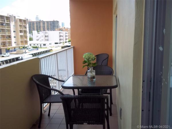 La Canadienne, 3545 NE 167 St #302, North Miami Beach, Florida 33160, image 2