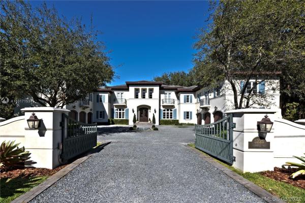 Snapper Creek Lakes, 5225 Fairchild Way, Coral Gables, Florida 33156, image 2