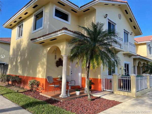 Tuscan Lake Villas, 7450 NW 178th Ter #7450, Country Club, Florida 33015, image 2