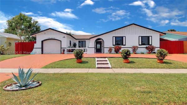 Fairway Lake South, 16200 SW 107th Pl, Palmetto Estates, Florida 33157, image 1