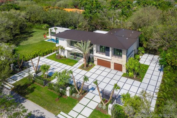 Martin Brothers Homes, 6775 SW 102nd Ter, Pinecrest, Florida 33156, image 2