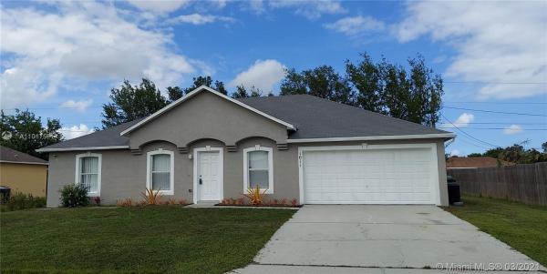 1011 SW Versailles Ave, Florida 34953, image 2