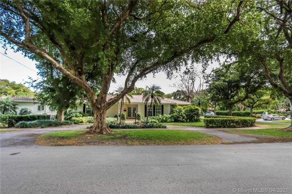 5915 Maggiore St, Coral Gables, Florida 33146, image 2