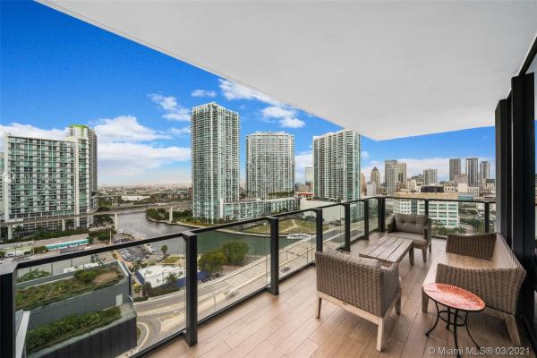 Reach Brickell City Centre, 68 SE 6th St #1412, Miami, Florida 33131, image 2