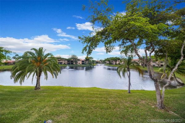 The Pines Of Boca Lago, 9299 Vista Del Lago, Boca Raton, Florida 33428, image 2