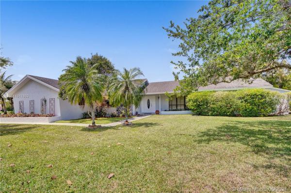 Stonewood, 15203 SW 164th St, Richmond West, Florida 33187, image 2