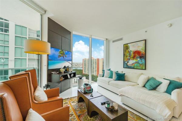 St Tropez On The Bay, 250 Sunny Isles Blvd #3-TS3, Sunny Isles Beach, Florida 33160, image 2