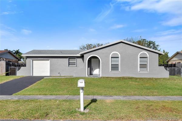 Meadow Wood Manor, 25640 SW 131st Ct, Princeton, Florida 33032, image 2