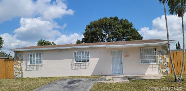 Caseil Heights, 15115 SW 304th Ter, Leisure City, Florida 33033, image 2