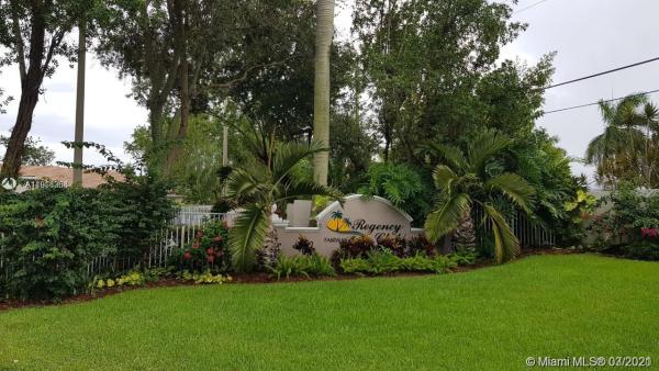 Regency Homes At Fairway Isles, 2491 Aragon Blvd #5, Sunrise, Florida 33322, image 2