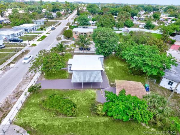 Bunche Park, 2040 NW 162nd St, Miami Gardens, Florida 33054, image 2