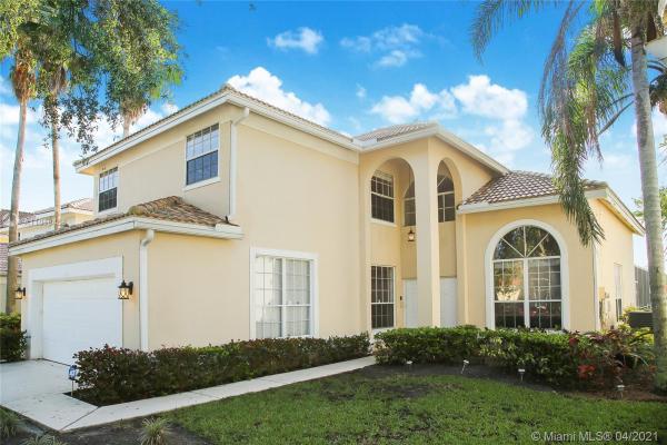 Pelican Cay, 10860 Tamoron Ln, Boca Raton, Florida 33498, image 2