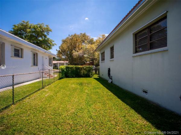 Calvert Manors, 5939 SW 16th Ter, West Miami, Florida 33155, image 2