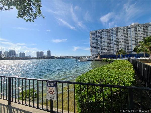 Commodore Plaza Tower, 2750 NE 183rd St #701, Aventura, Florida 33160, image 2